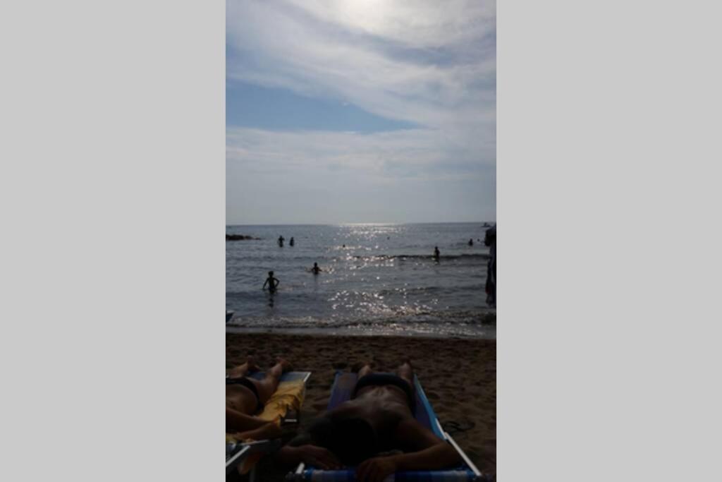 Roman Riviera Anzio Bagian luar foto