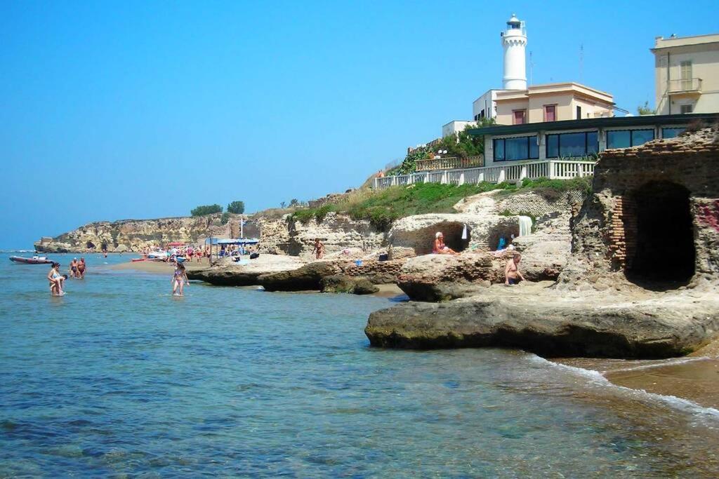 Roman Riviera Anzio Bagian luar foto